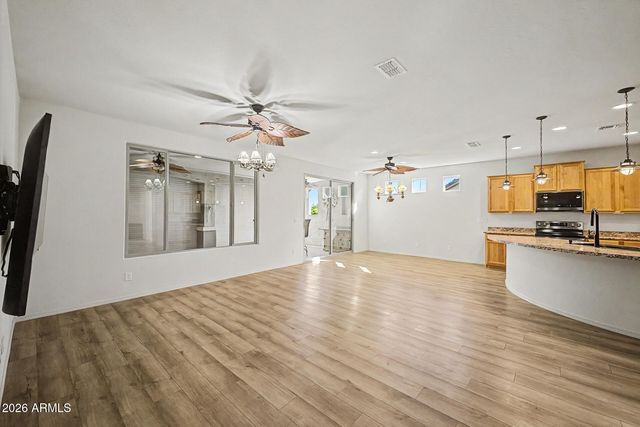20379 N WAGNER WASH Drive, Buckeye, AZ 85396