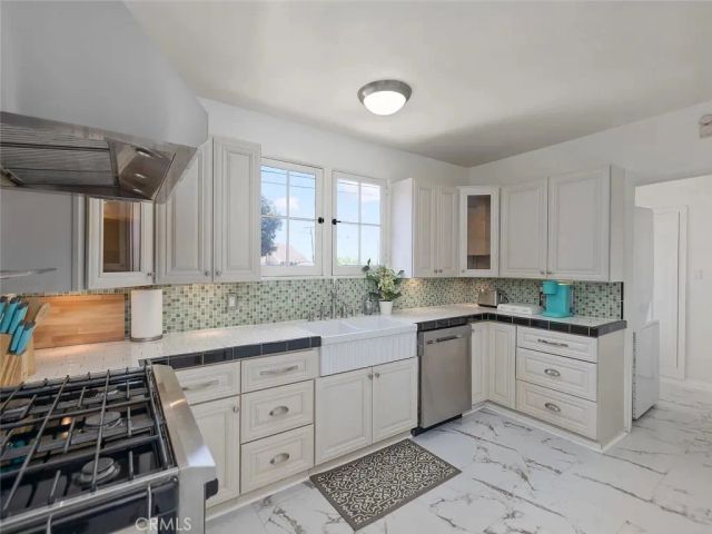 15803 Victoria, La Puente, CA 91744