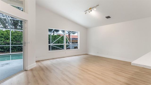 8688 Via Ancho Rd 0, Boca Raton, FL 33433