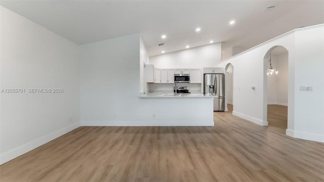 8688 Via Ancho Rd 0, Boca Raton, FL 33433