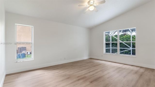 8688 Via Ancho Rd 0, Boca Raton, FL 33433