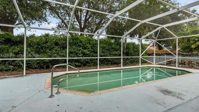 8688 Via Ancho Rd 0, Boca Raton, FL 33433