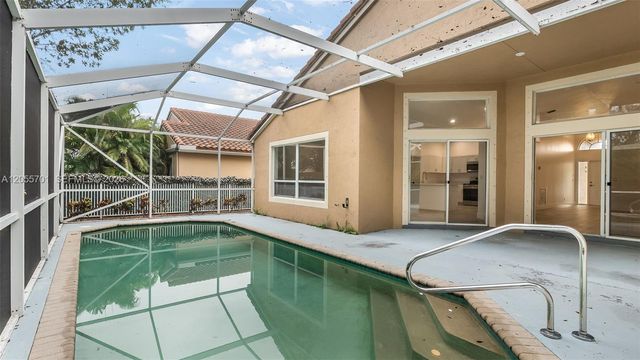 8688 Via Ancho Rd 0, Boca Raton, FL 33433