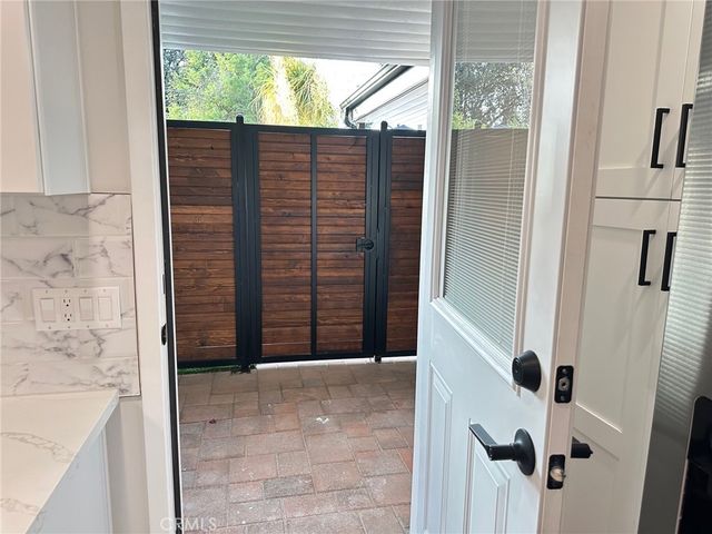7321 Darby, Reseda, CA 91335