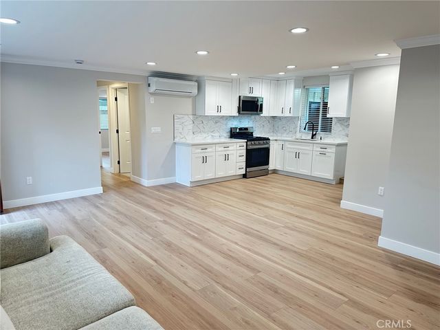 7321 Darby, Reseda, CA 91335