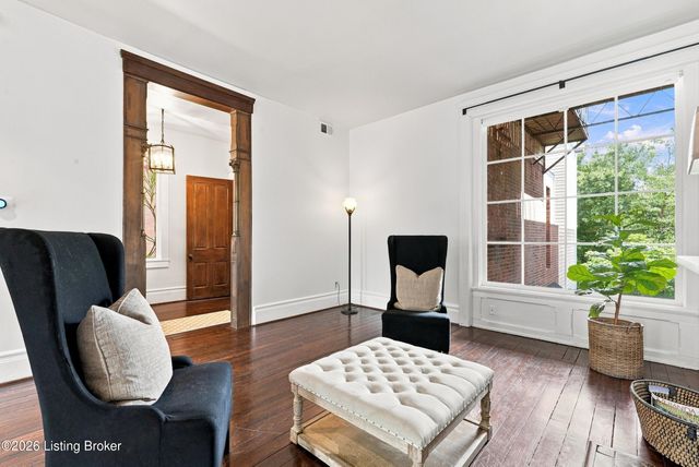 1335 S 1st St 2, Louisville, KY 40208