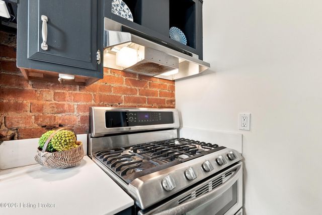 1335 S 1st St 2, Louisville, KY 40208