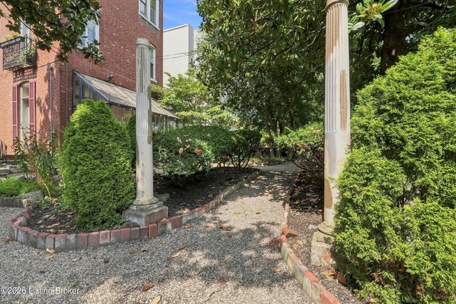 1335 S 1st St 2, Louisville, KY 40208