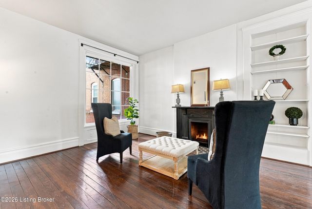 1335 S 1st St 2, Louisville, KY 40208