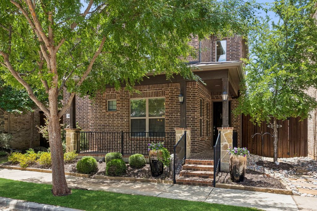 4421 Broadway Avenue, Flower Mound, TX 75028 — exterior