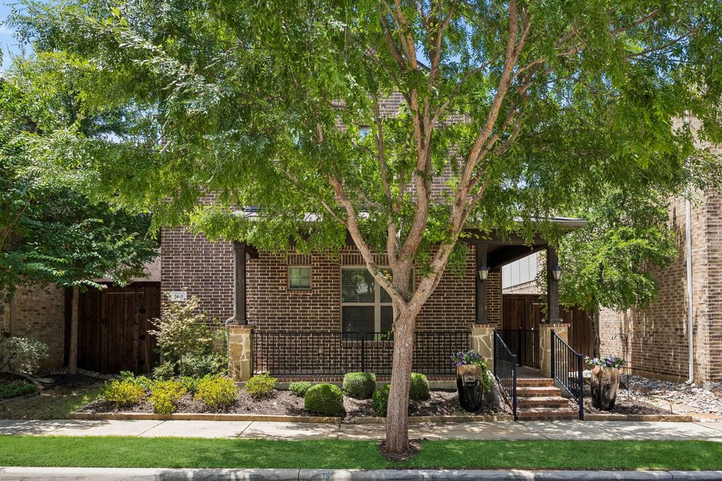 4421 Broadway Avenue, Flower Mound, TX 75028 — photo 2