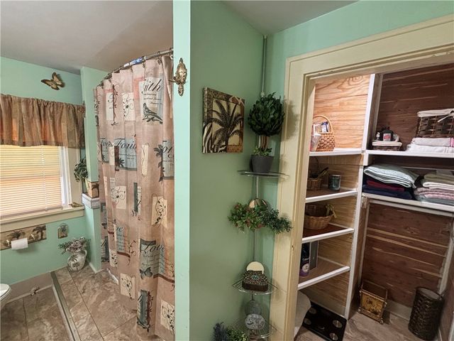 150 S Kensington Place, Springfield, OH 45504