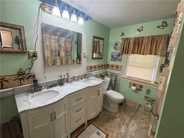 150 S Kensington Place, Springfield, OH 45504
