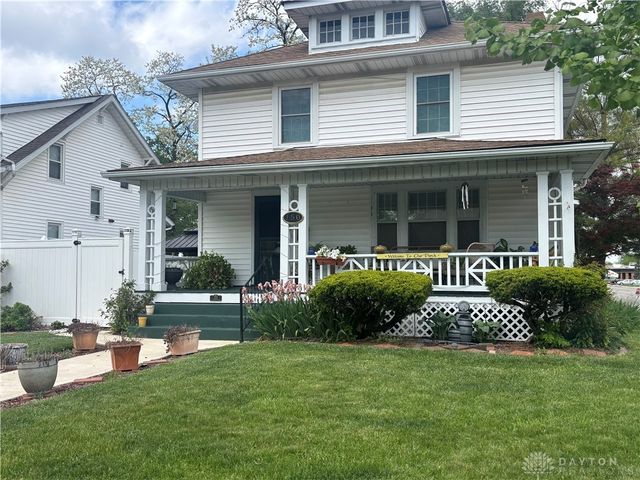 150 S Kensington Place, Springfield, OH 45504