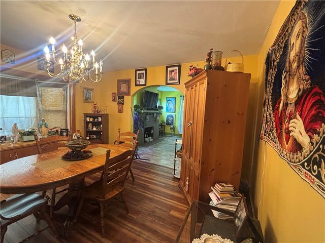150 S Kensington Place, Springfield, OH 45504