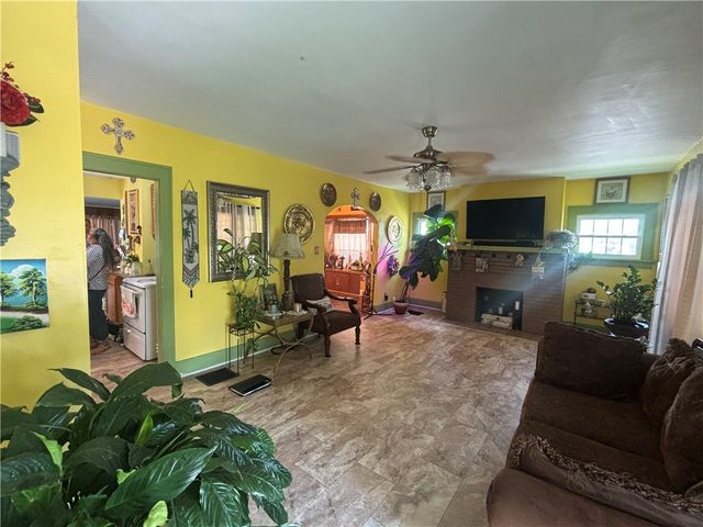 150 S Kensington Place, Springfield, OH 45504
