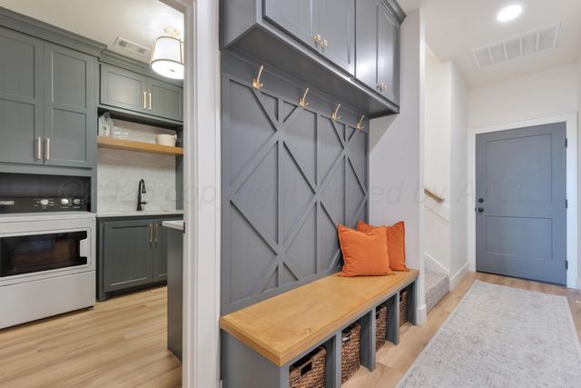 5606 HILLSTONE Avenue, Amarillo, TX 79118