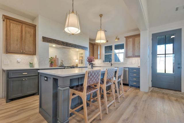 5606 HILLSTONE Avenue, Amarillo, TX 79118