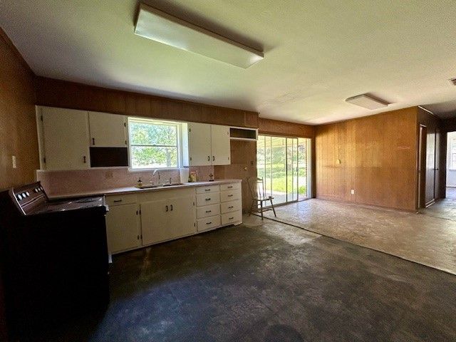 218 Fm 488, Fairfield, TX 75840