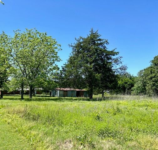 218 Fm 488, Fairfield, TX 75840