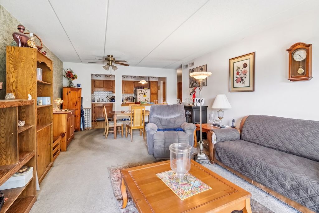 5320 N Lowell Avenue 205, Chicago, IL 60630 — photo 4