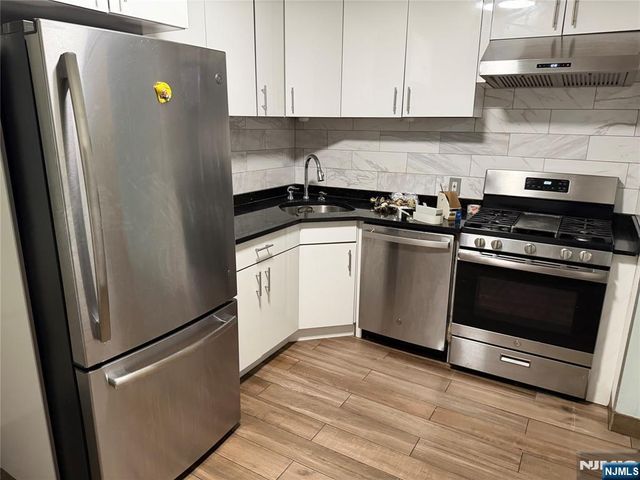 26 River Edge Road, River Edge, NJ 07661