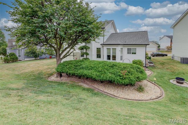 2136 Riding Spur Drive, Maryland Heights, MO 63146