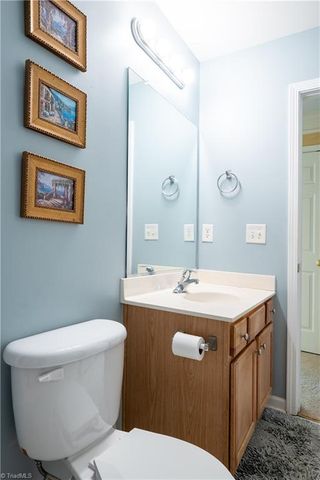 3809 Parkway Vista Road, Greensboro, NC 27409