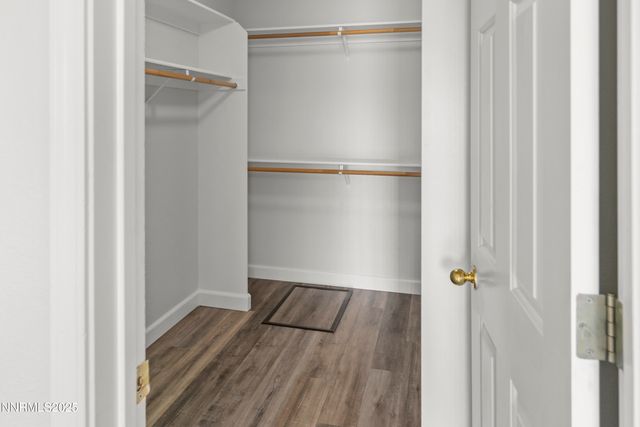 805 Divot Drive, Fernley, NV 89408