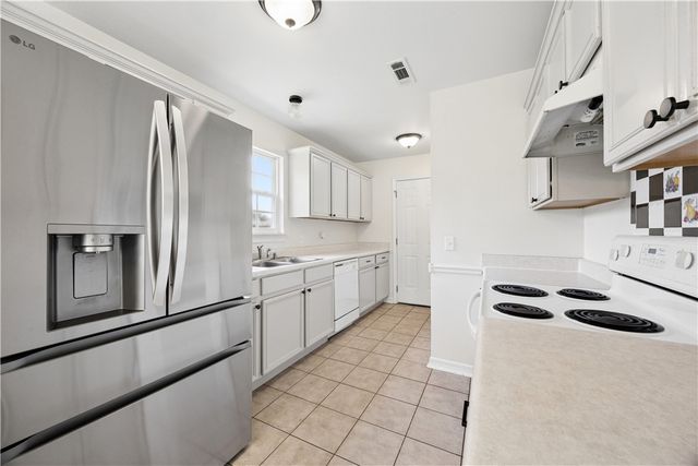 599 Richland Creek Avenue, Elkins, AR 72727