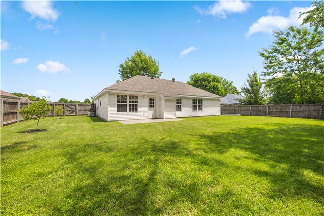 599 Richland Creek Avenue, Elkins, AR 72727