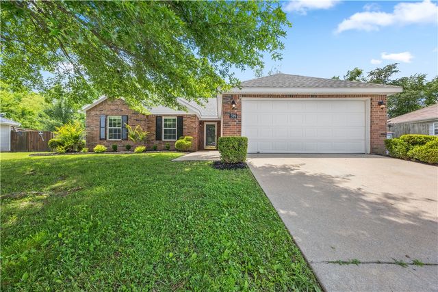 599 Richland Creek Avenue, Elkins, AR 72727