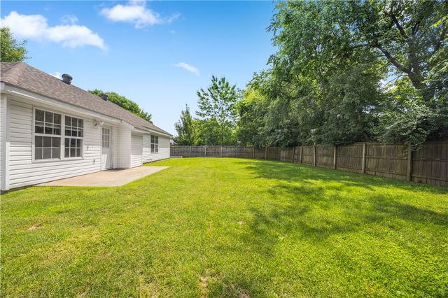 599 Richland Creek Avenue, Elkins, AR 72727