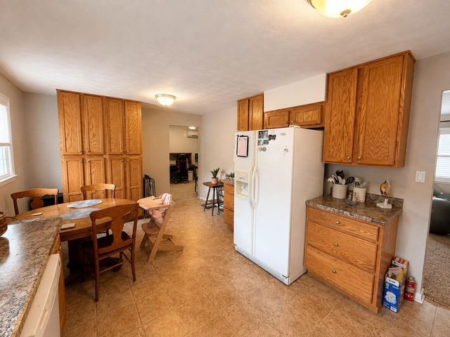 597 Meadowbrook Lane, Harrodsburg, KY 40330