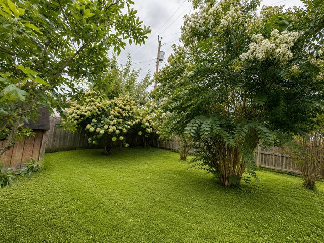 597 Meadowbrook Lane, Harrodsburg, KY 40330