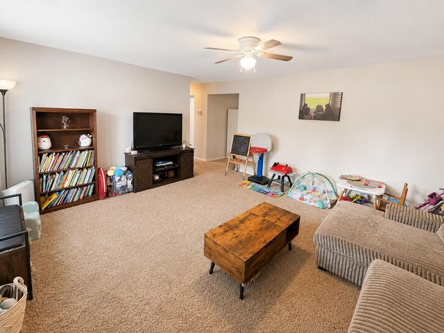 597 Meadowbrook Lane, Harrodsburg, KY 40330
