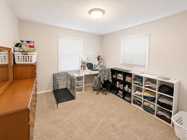 597 Meadowbrook Lane, Harrodsburg, KY 40330