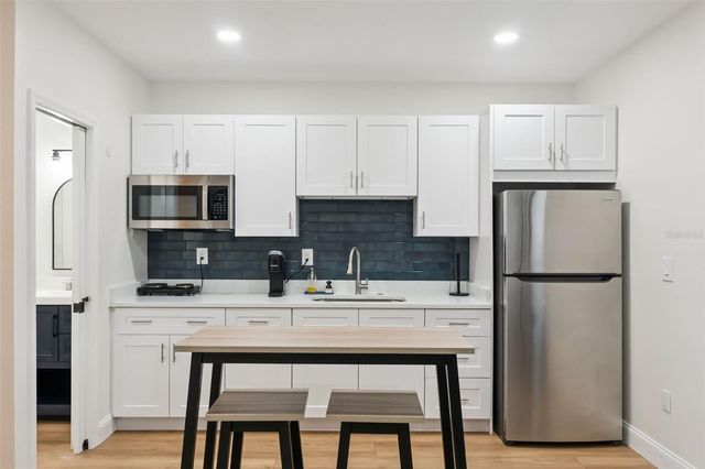 10016 BRIDLEWOOD AVENUE, Orlando, FL 32825