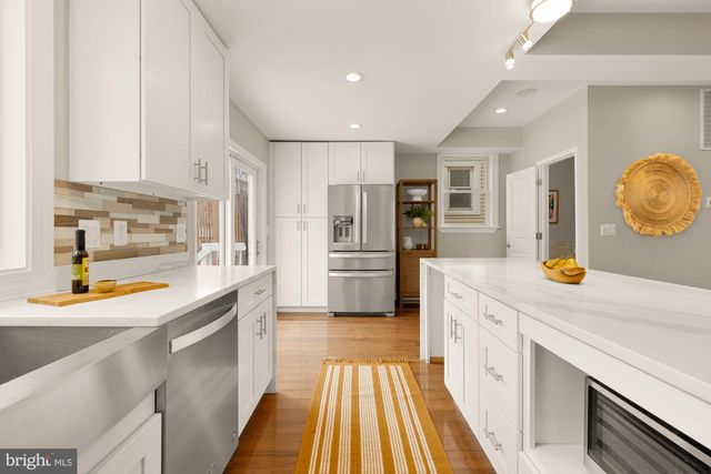 2228 KEARNY ST NE, Washington, DC 20018