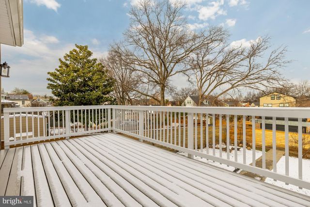 2228 KEARNY ST NE, Washington, DC 20018