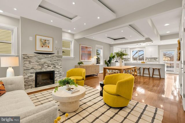 2228 KEARNY ST NE, Washington, DC 20018