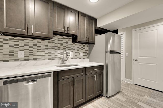 2228 KEARNY ST NE, Washington, DC 20018