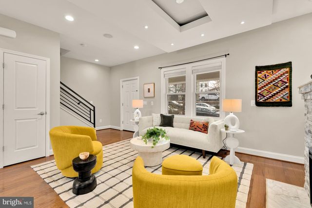 2228 KEARNY ST NE, Washington, DC 20018