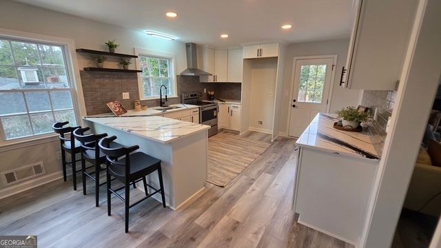 610 Glenforest Road, Sandy Springs, GA 30328