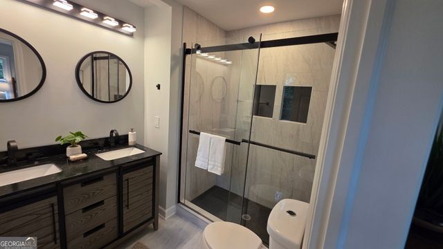 610 Glenforest Road, Sandy Springs, GA 30328