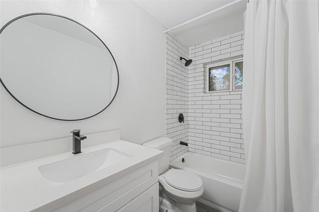 9618 Glenwood Forest Drive, Houston, TX 77078