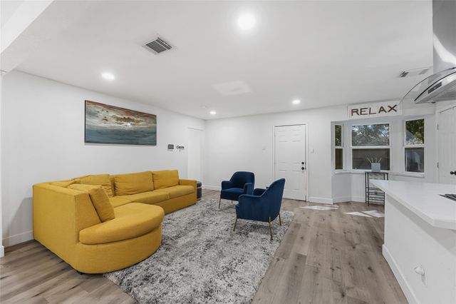 9618 Glenwood Forest Drive, Houston, TX 77078