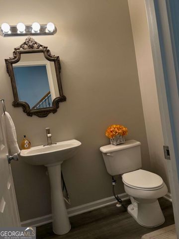 1137 Liberty Parkway NW, Atlanta, GA 30318