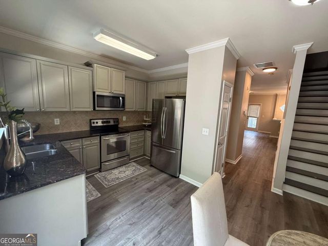 1137 Liberty Parkway NW, Atlanta, GA 30318