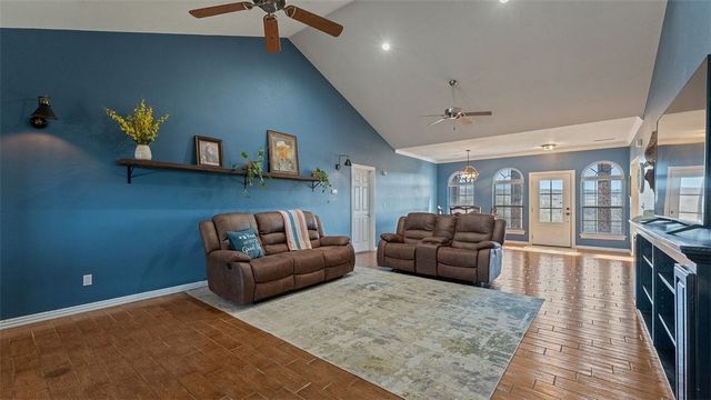 12145 Flowers Road, West Fork, AR 72774